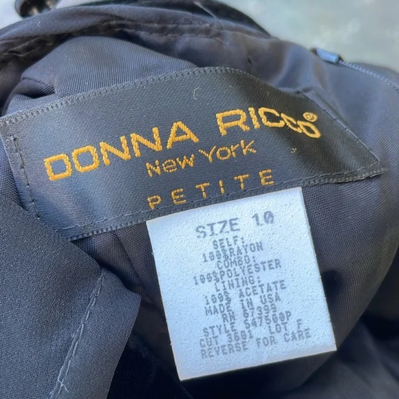 Donna Rico velvet dress with bowS - Picture 7 of 9